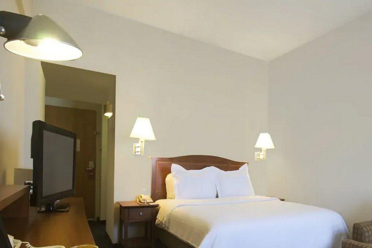 Fiesta Inn Express San Luis Potosi Oriente Kültér fotó